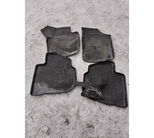 Комплект ковриков салона