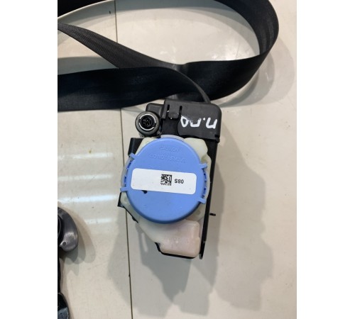 Ремень безопасности (передний, правый)