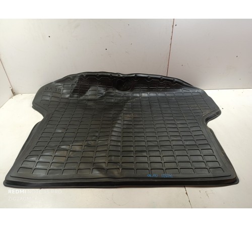 Коврик багажника