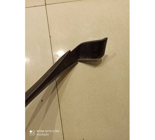 Молдинг лобового стекла (левый)