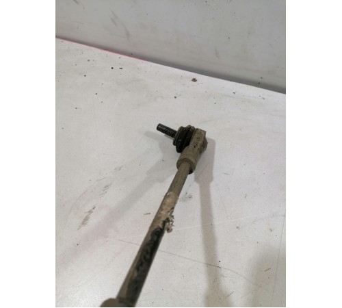 Стабилизатор передний