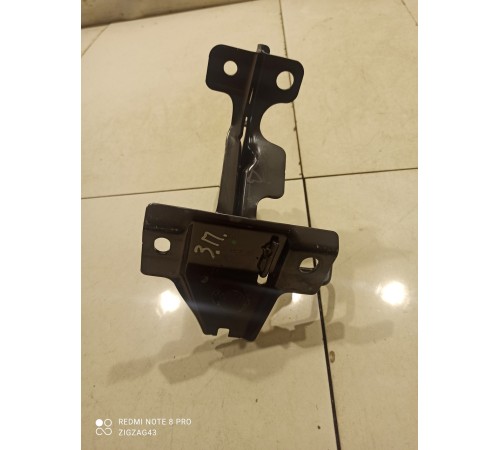 Кронштейн крепления сиденья(правый)