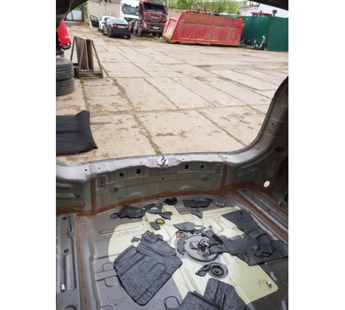 Задняя панель кузова