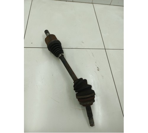 Привод (полуось) передний левый