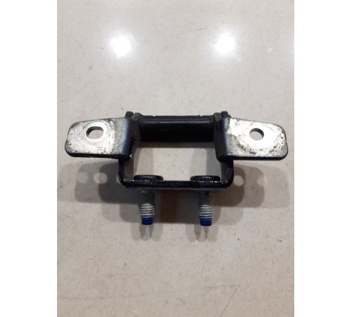 Петля двери багажника(левая)