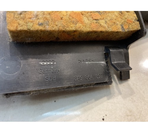 Накладка крышки багажника