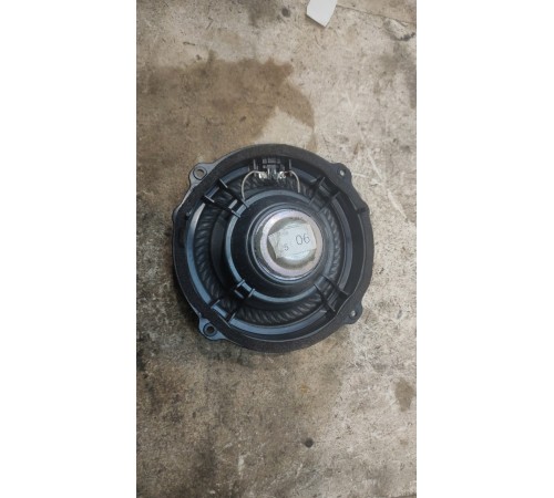 Динамик передний правый