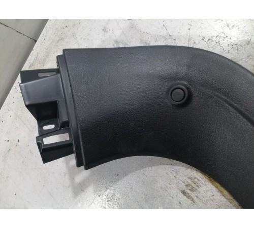 Обшивка двери крышки багажника левая верхняя