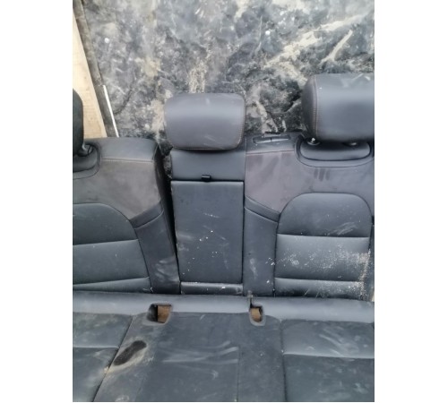 Задний ряд сидений