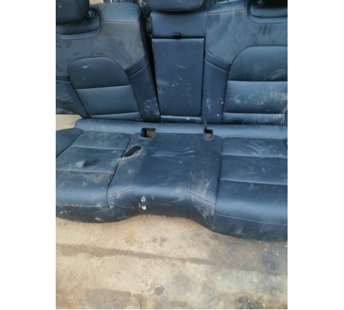 Задний ряд сидений