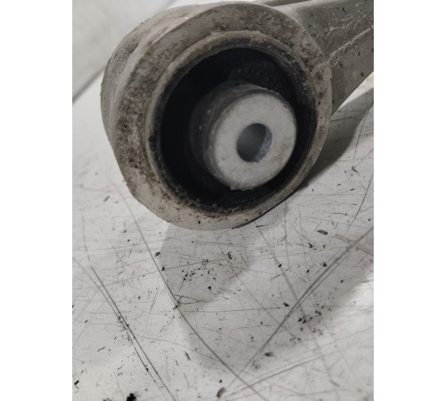 Рычаг подвески передний левый верхний