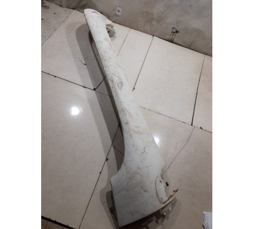 Молдинг лобового стекла левый