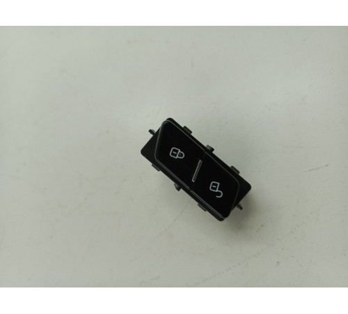 Кнопка блокировки двери передняя левая