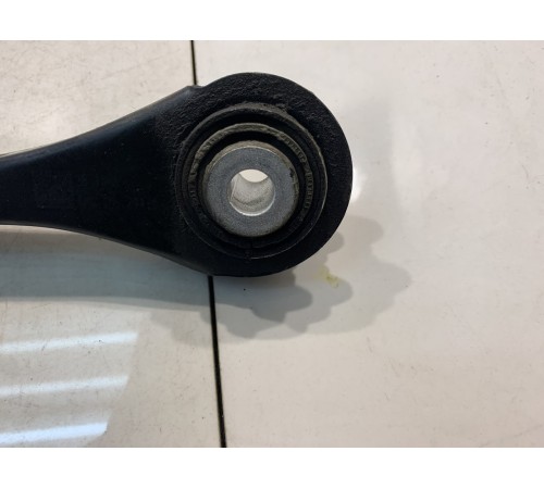 Рычаги подвески (задний, левый, нижний)