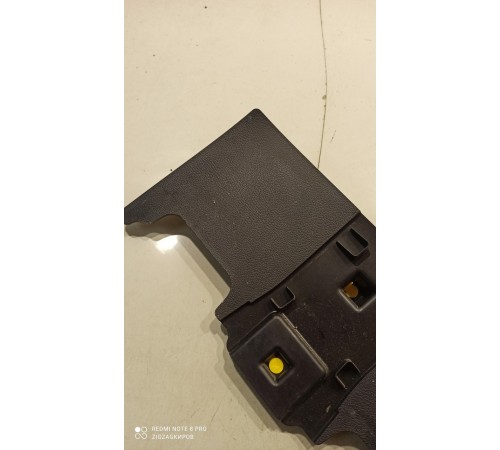 Накладка обшивки пола передняя левая