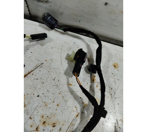 Электропроводка двери передняя левая