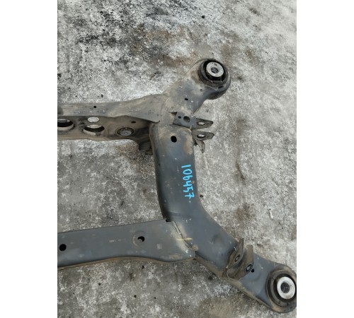 Балка подвески задняя (подрамник)