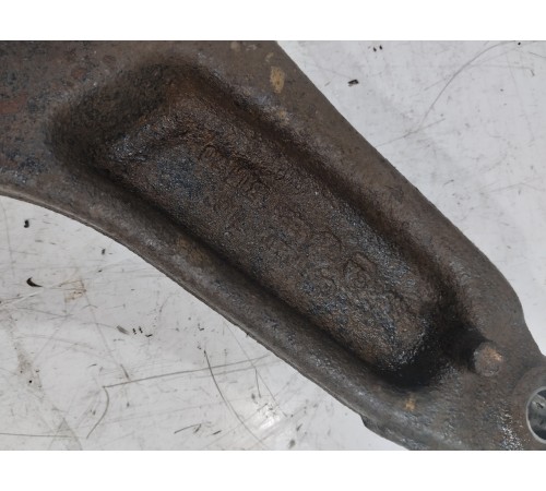 Рычаг подвески передний левый