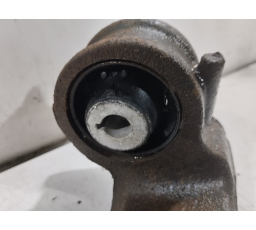 Рычаг подвески передний левый