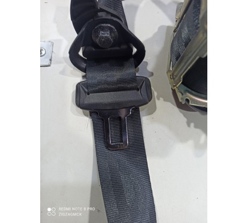 Ремень безопасности задний левый