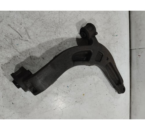 Рычаг подвески передний левый