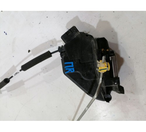 Замок двери передний правый