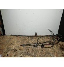 Трос стояночного тормоза