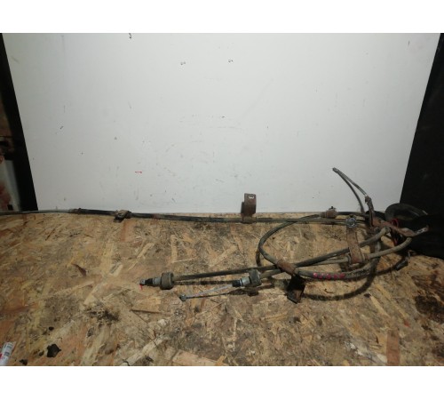 Трос стояночного тормоза