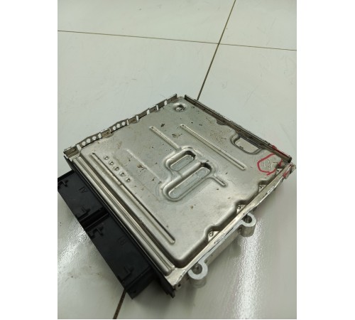 Блок управления двигателем