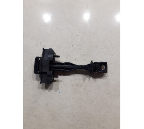 Ограничитель двери(передний правый)