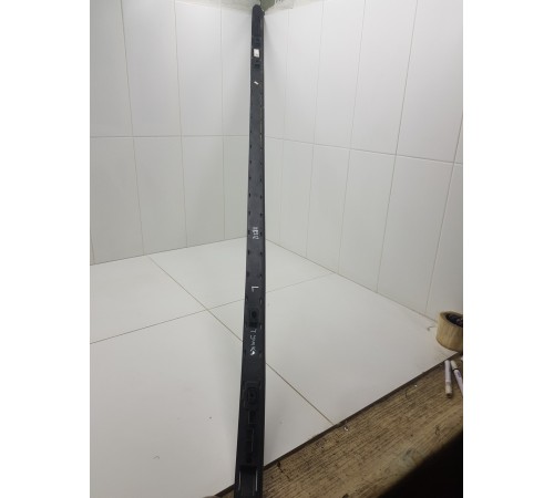 Рейлинг крыши левый