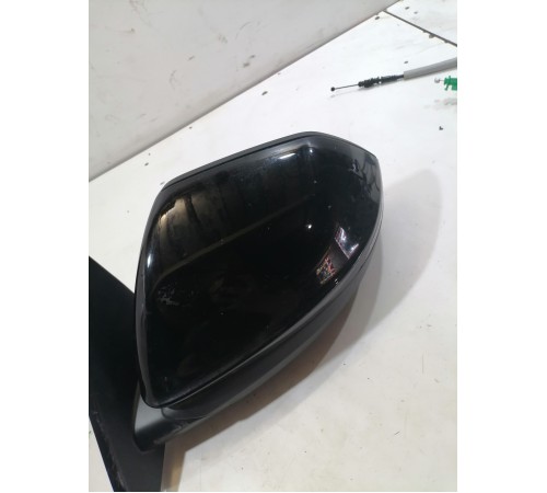 Зеркало заднего вида левое
