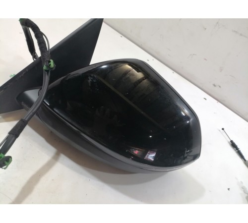 Зеркало заднего вида левое