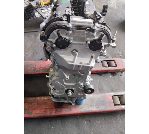 Двигатель в сборе