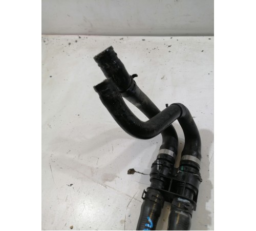 Патрубок системы охлаждения