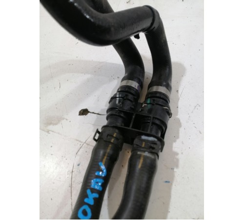 Патрубок системы охлаждения