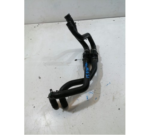 Патрубок системы охлаждения