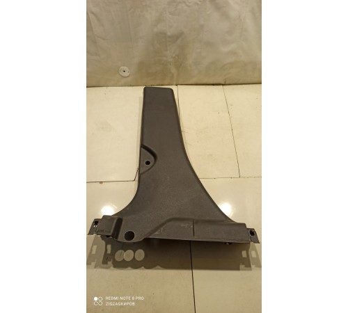 Обшивка центральной стойки(левая нижняя)