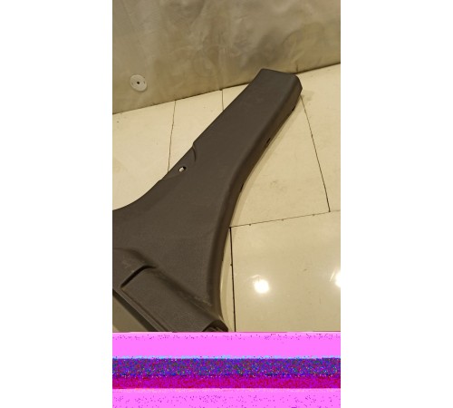 Обшивка центральной стойки(левая нижняя)