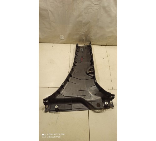 Обшивка центральной стойки(левая нижняя)