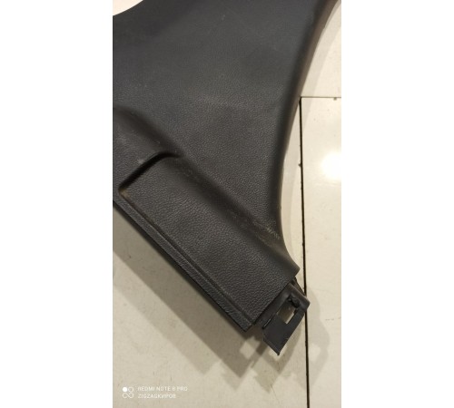 Обшивка центральной стойки(левая нижняя)