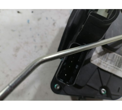 Замок двери задняя правая 