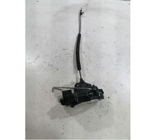 Замок двери задняя правая 