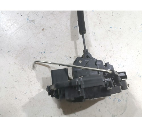 Замок двери задняя правая 