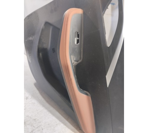 Обшивка двери задняя правая