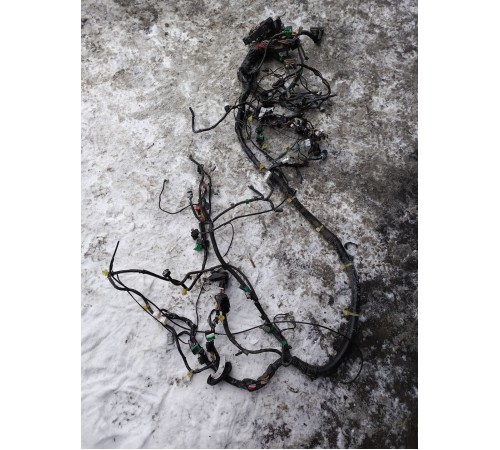 Электропроводка подкапотная с монтажным блоком