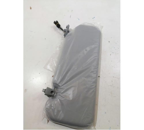 Козырек солнцезащитный левый