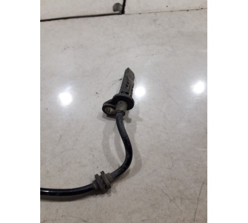 Датчик ABS(задний правый)