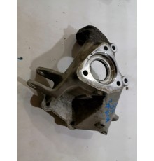 Кулак задний правый, цапфа