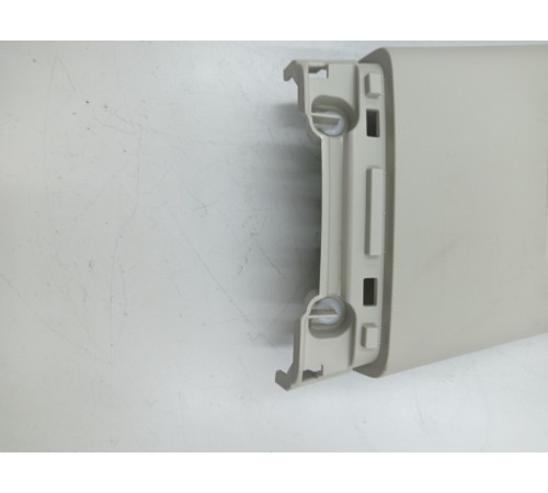 Обшивка центральной стойки левая верхняя